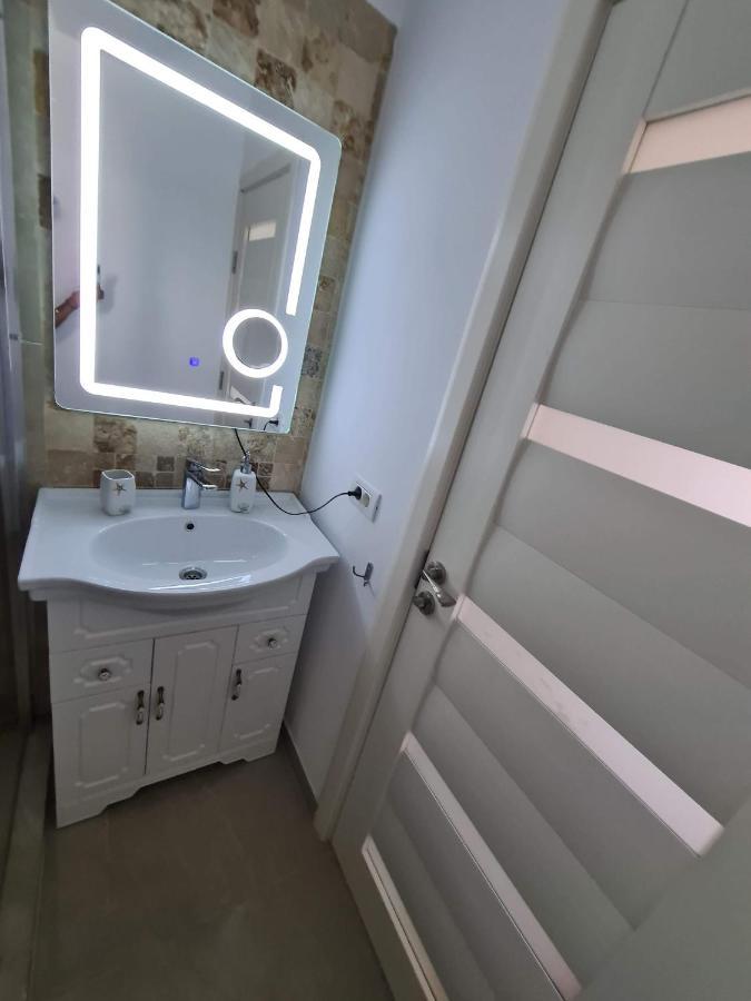 Briza Pe Promenada Apartman Năvodari Kültér fotó